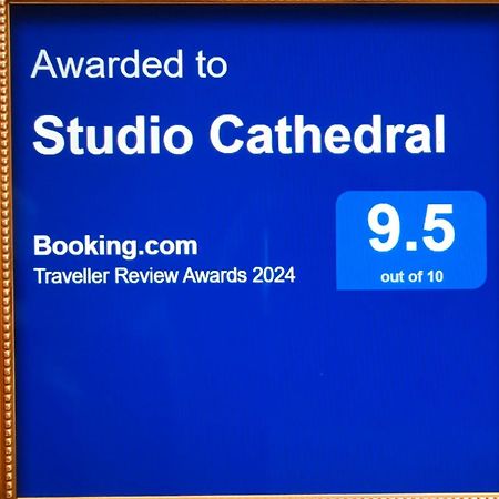 Studio Cathedral Брэила Экстерьер фото